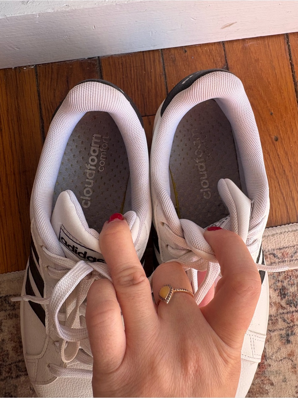 Women’s size 7 Leather White & Black Adidas Sneakers - Picture 6 of 7